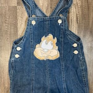 Classic collection, baby,
Looney Tunes overalls